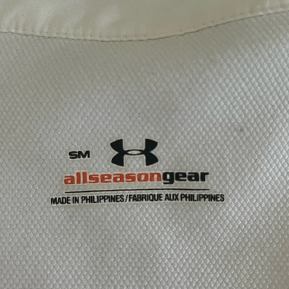 Adult Small Under Armour Rain/spring Jacket - Picture 5 of 6
